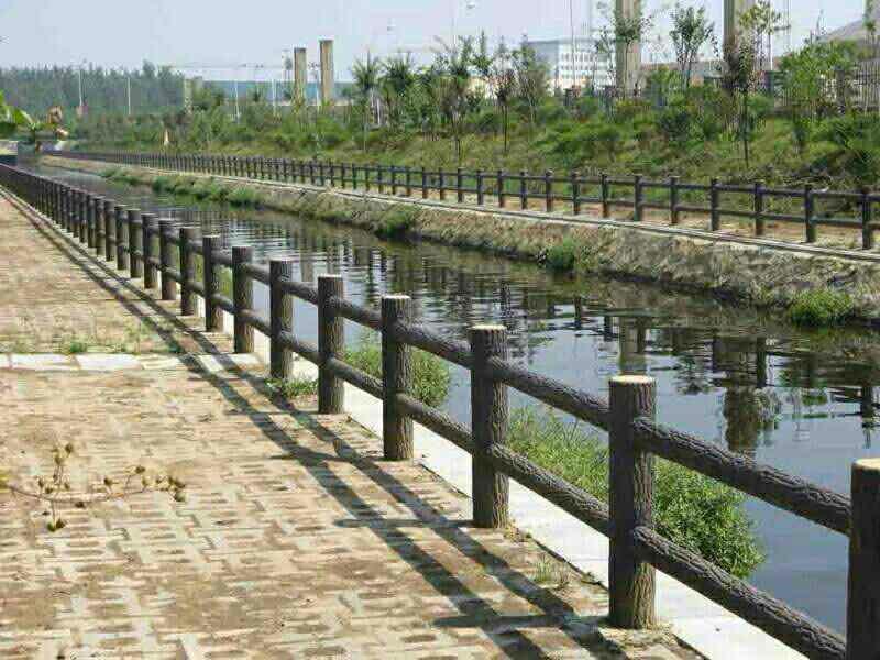 仿樹皮兩（liǎng）扶手護欄 (43).jpg