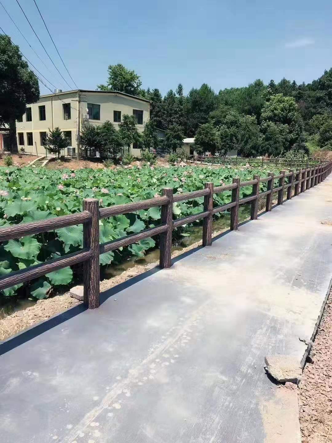 仿樹皮兩扶手護（hù）欄 (45).jpg