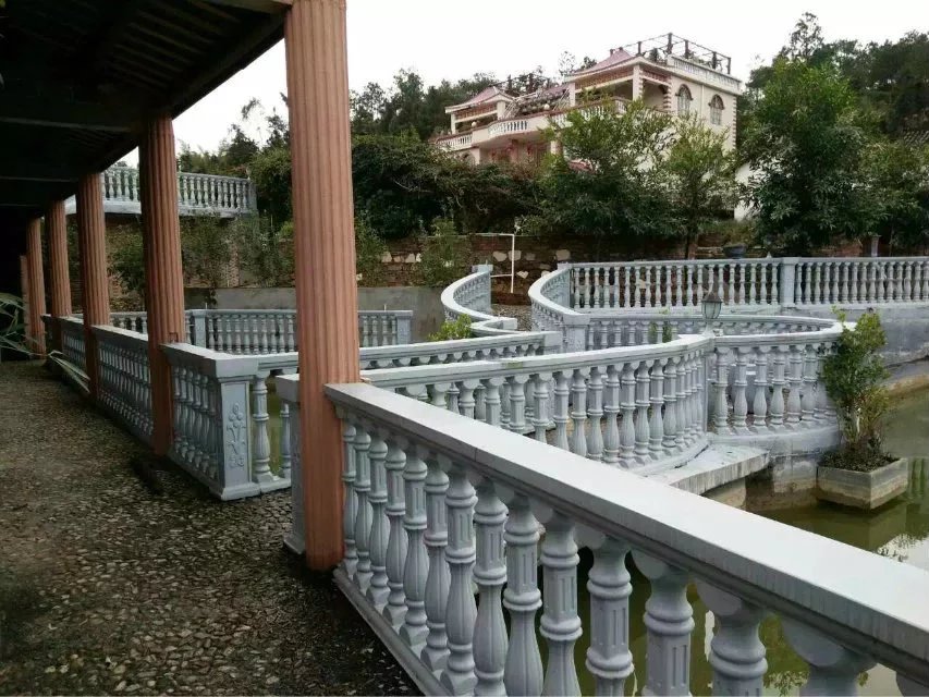 流（liú）線型廊（láng）柱 (1).jpg