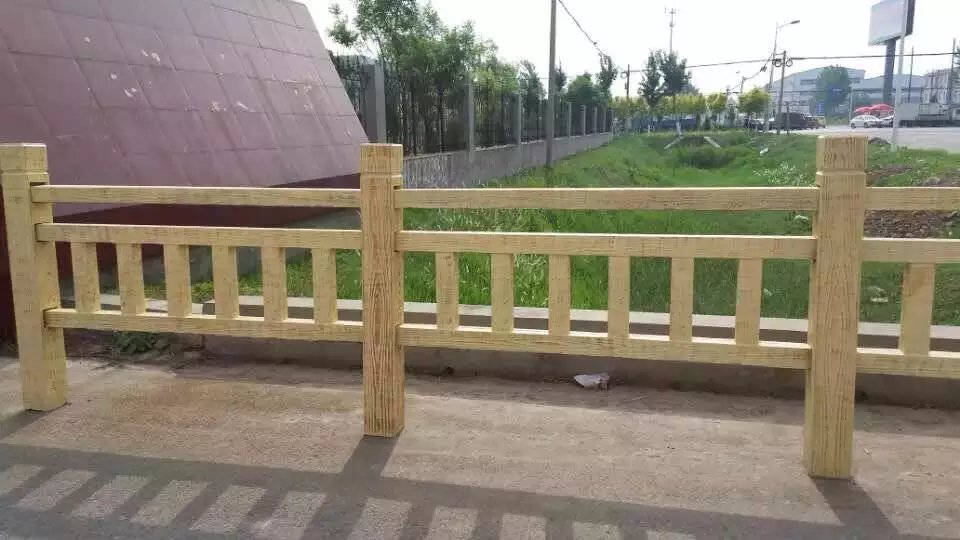1.8米仿木護欄  (10).jpg