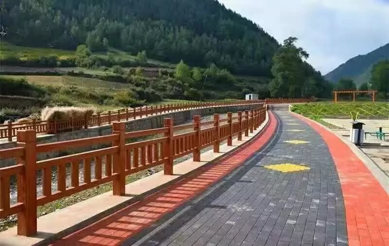 1.8米（mǐ）仿木護欄  (4).jpg