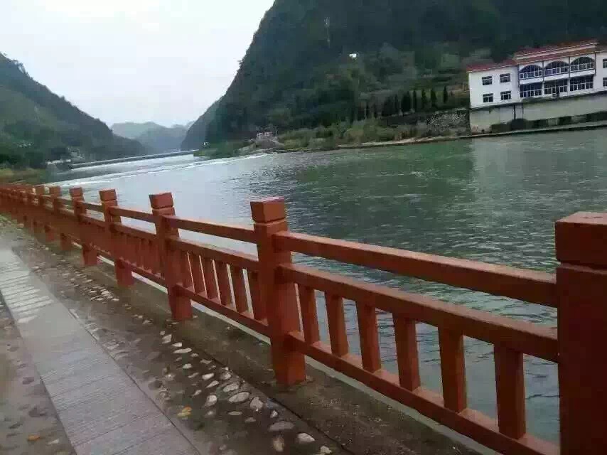 1.8米（mǐ）仿木護（hù）欄  (2).JPG