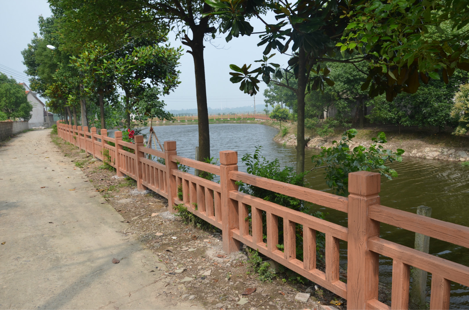1.8米仿木護（hù）欄  (1).jpg