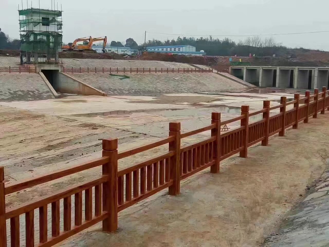 1.8米國標仿（fǎng）木護欄 (16).jpg