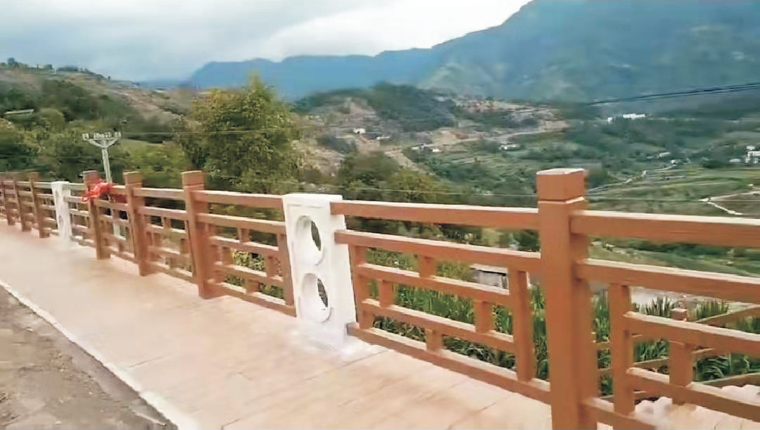 仿木仿石組（zǔ）合護欄 (3).jpg