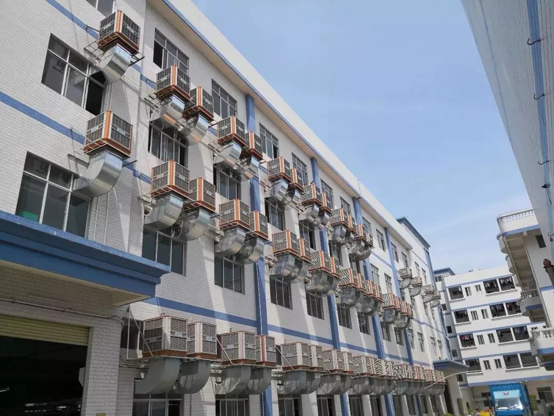 廠房車間（jiān）降溫為什麽選潤東方蒸（zhēng）發式冷（lěng）氣機？隻因這七點（diǎn）！