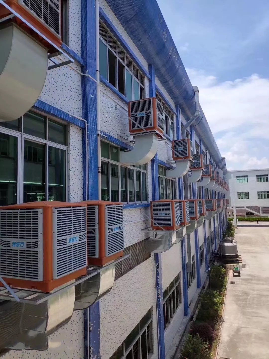 1562568042837342.jpg 640.webp (52).jpg