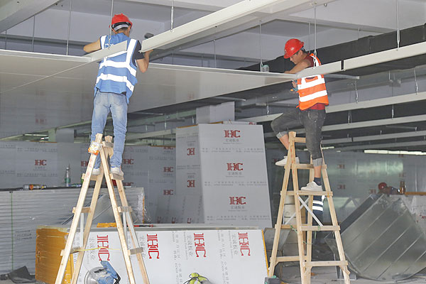 十萬級淨化車間工程天花吊頂